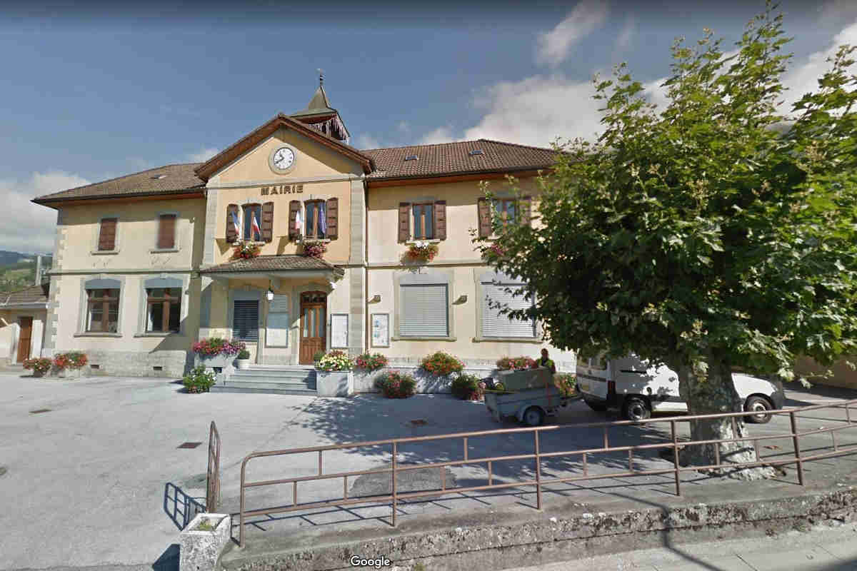 Mairie d'Ayse